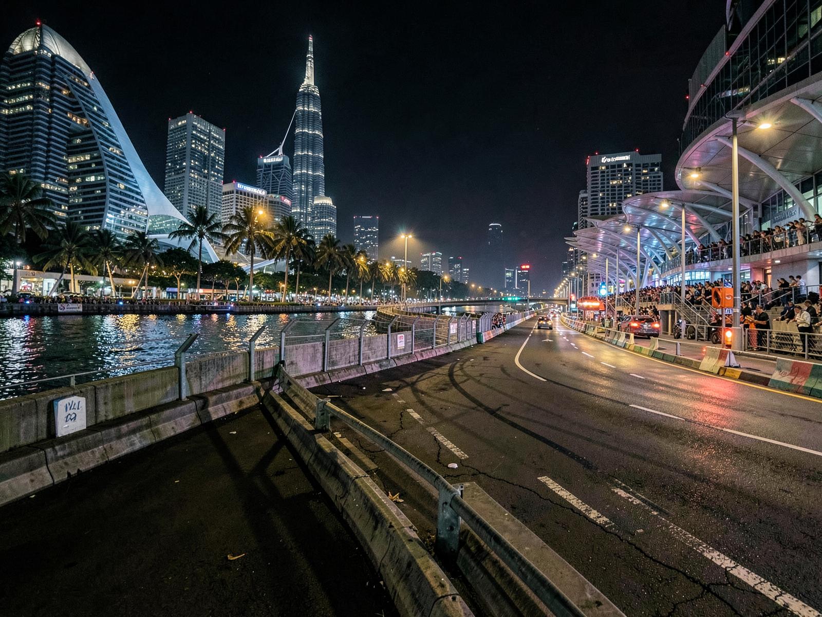 Esplanade & Promenade at Marina Bay Street Circuit